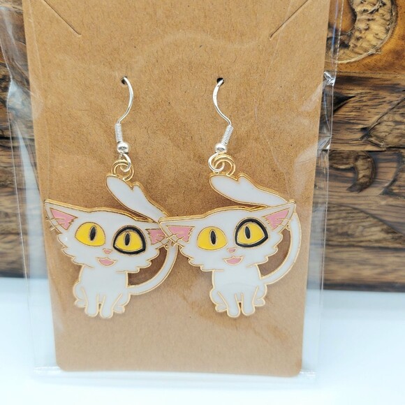 handmade Jewelry - White Anime Cat Earrings